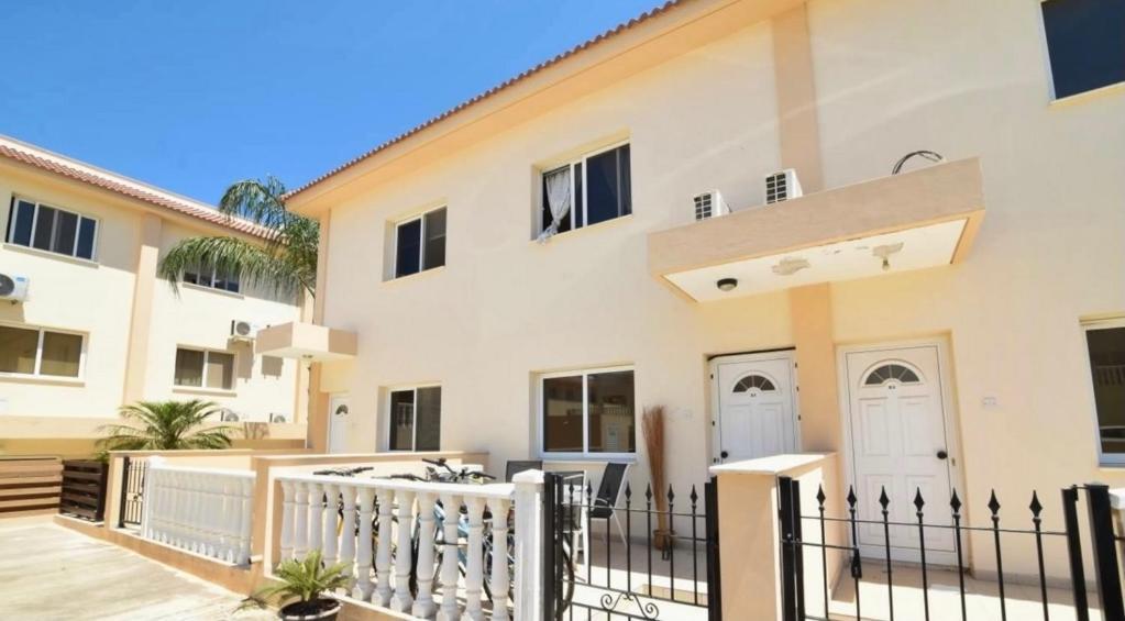 Protaras Ionian Breeze House 10 Minutes Walk From The Beach Paralimni Exteriör bild
