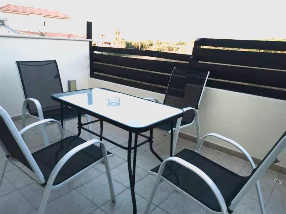 Protaras Ionian Breeze House 10 Minutes Walk From The Beach Paralimni Exteriör bild